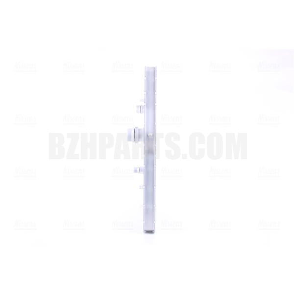 NISSENS タンク 17117601831 BMW BMW BMW 5 F10-F11-F18 10550 iBMW BMW 5 GT F07 09550 iBMW BMW 6 F06-F12-F13 09650 i ロールスロイス